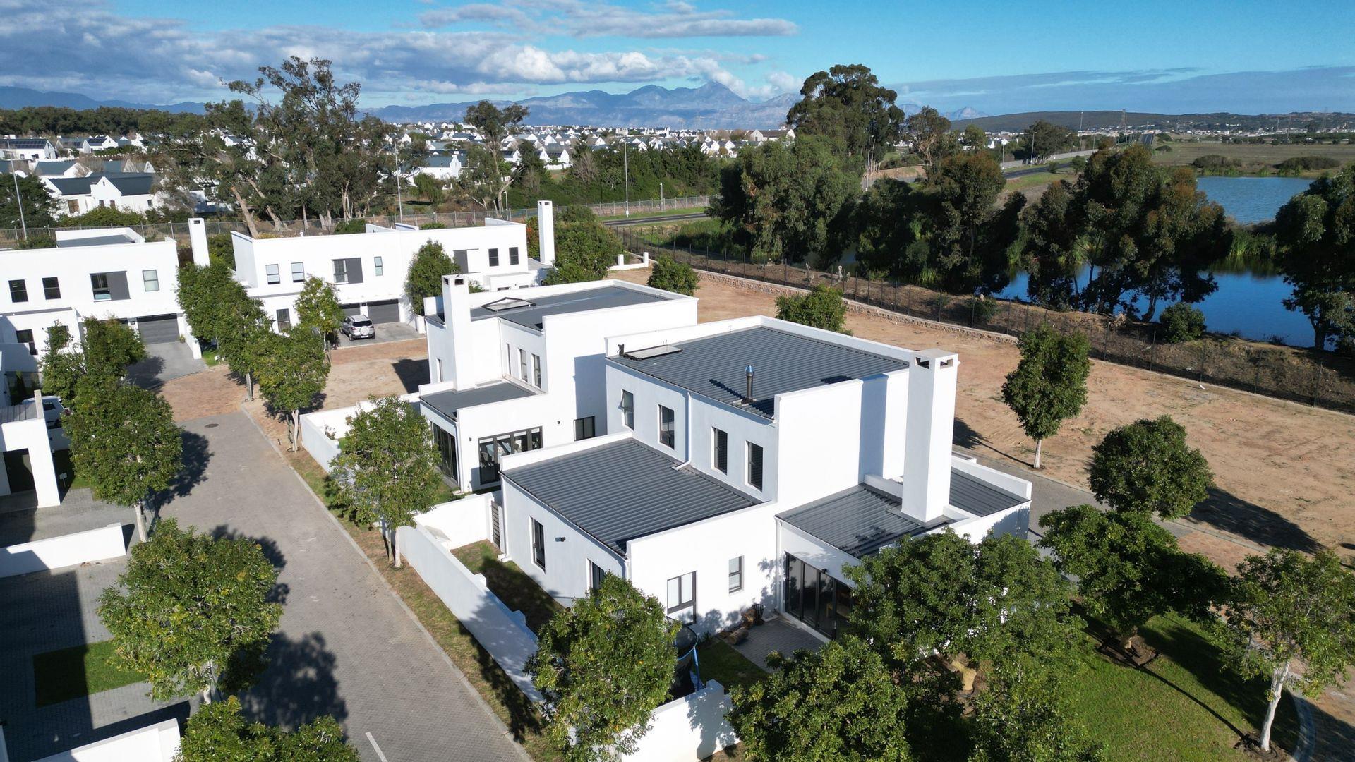 Croydon Gardens Estate Property Property and houses to rent in