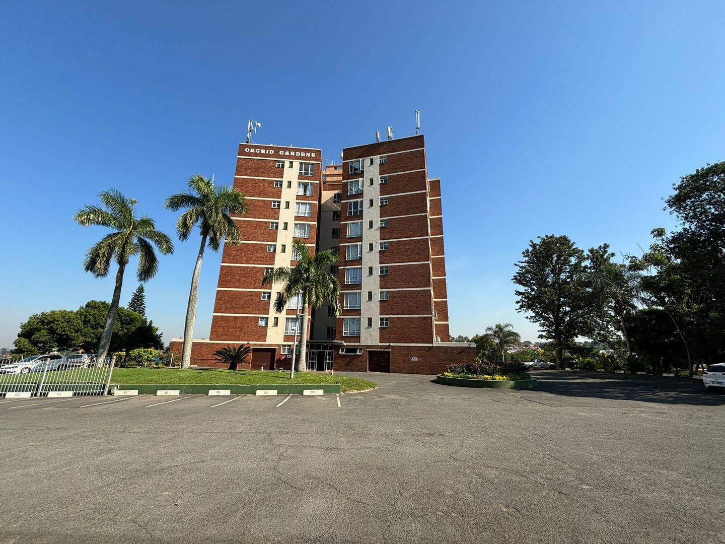 2 Bedroom Apartment / flat to rent in Malvern 32 Orghid Gardens, 8