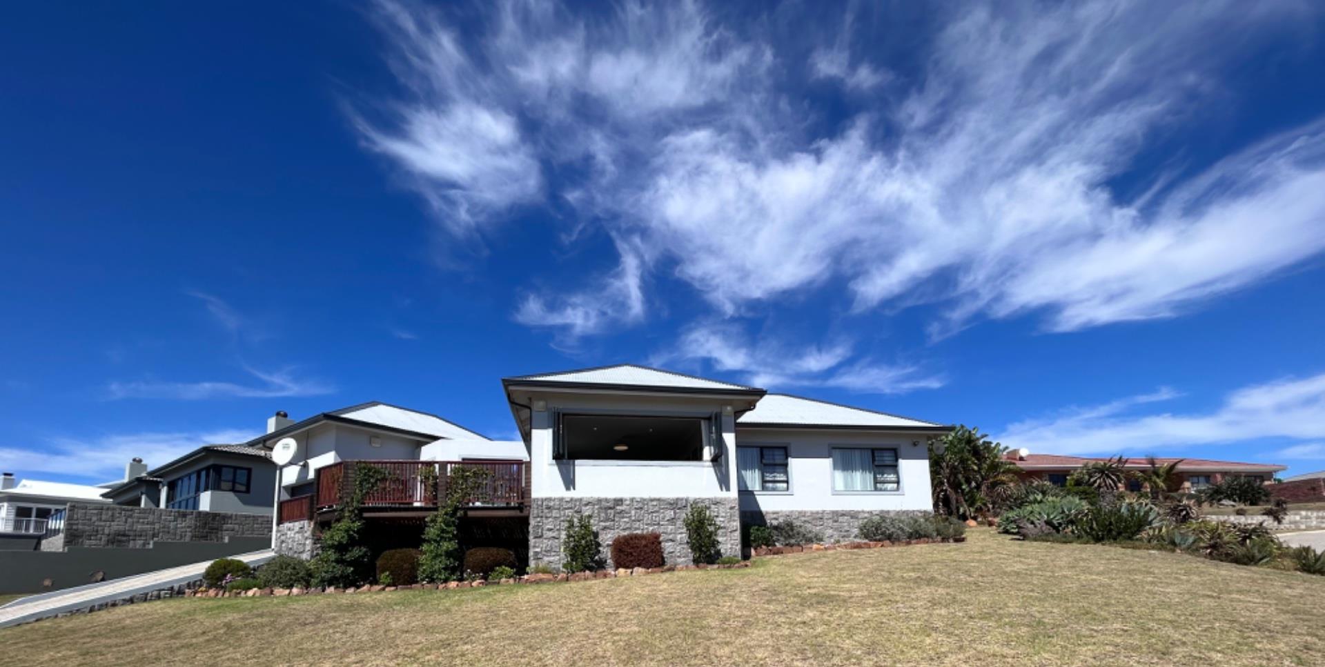 2 Bedroom House for sale in Blue Waters Estate P24114374523