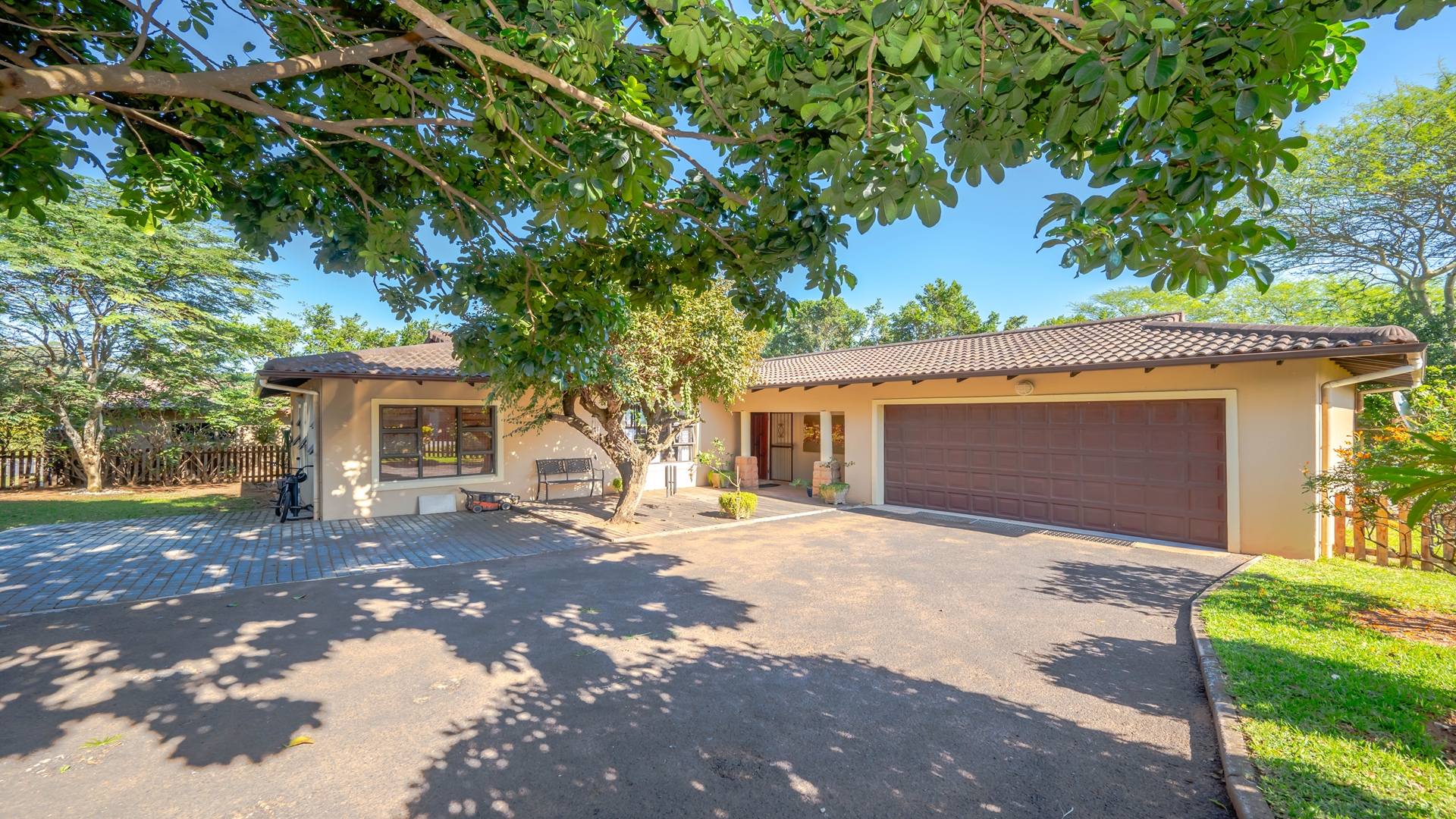 3 Bedroom House for sale in Sheffield Cove Estate P24114323522