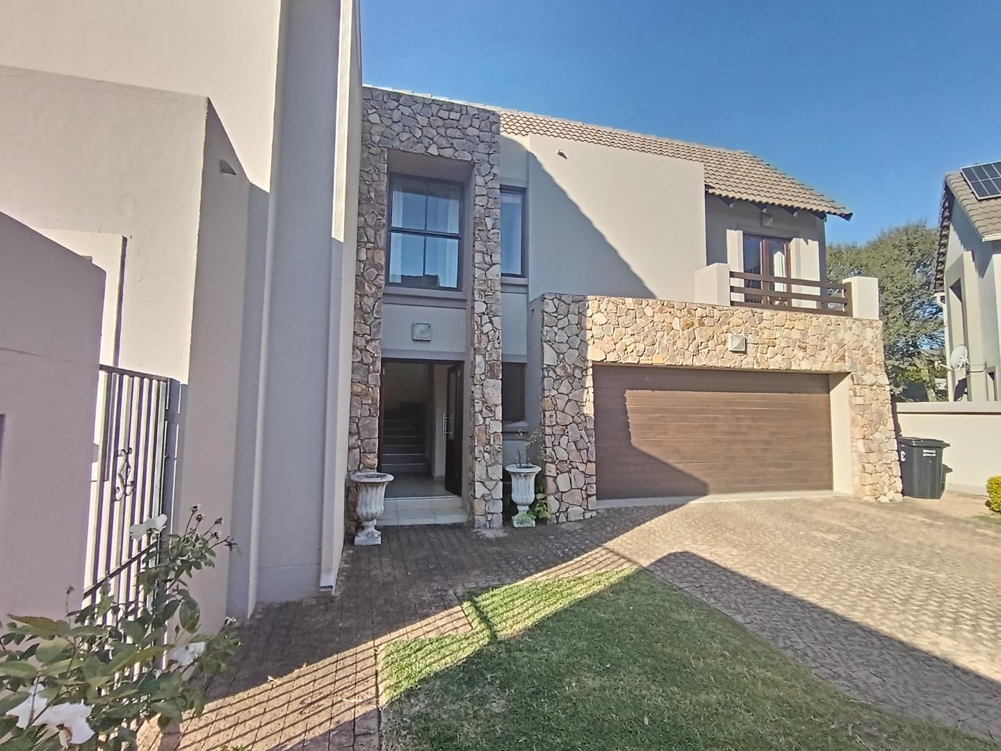 3 Bedroom House for sale in Silver Stream Estate P24114377846