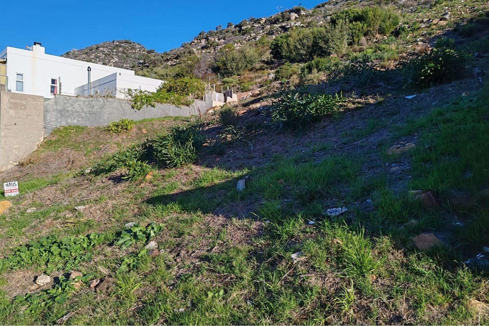 Vacant land / plot for sale in Glencairn 88 De Villiers Road P24