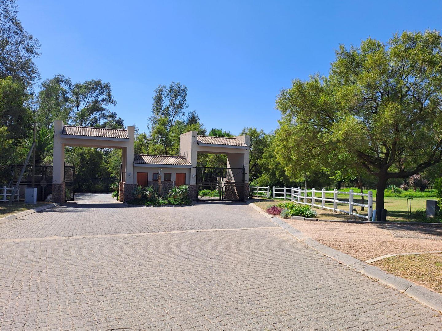 Vacant land / plot for sale in Beaulieu P24114379956