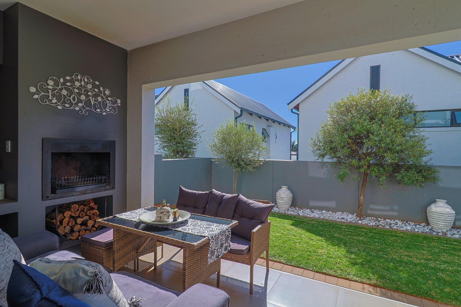 3 Bedroom Townhouse for sale in Pinehaven Copperhill Estate The