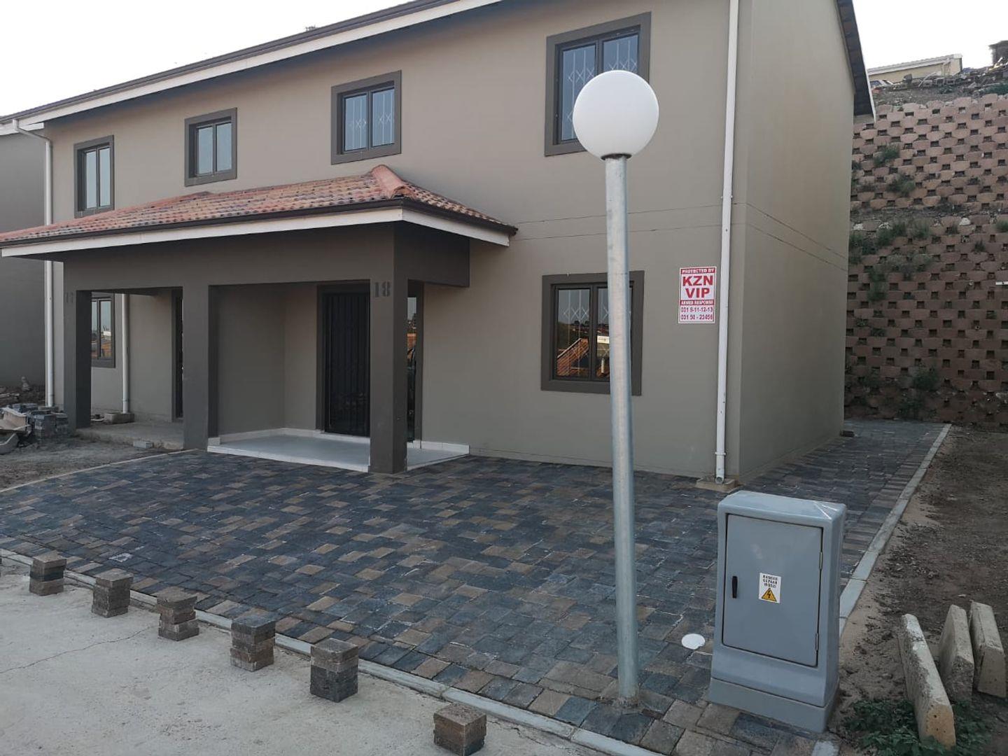 3 Bedroom Townhouse to rent in Northcroft P24114382666