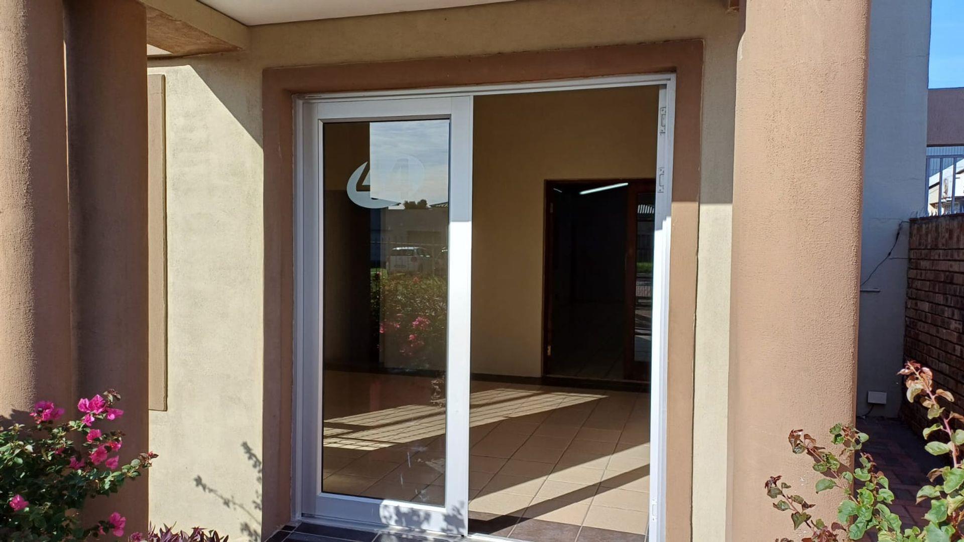 Commercial property to rent in Newton Park Unit 2 Mangold Street