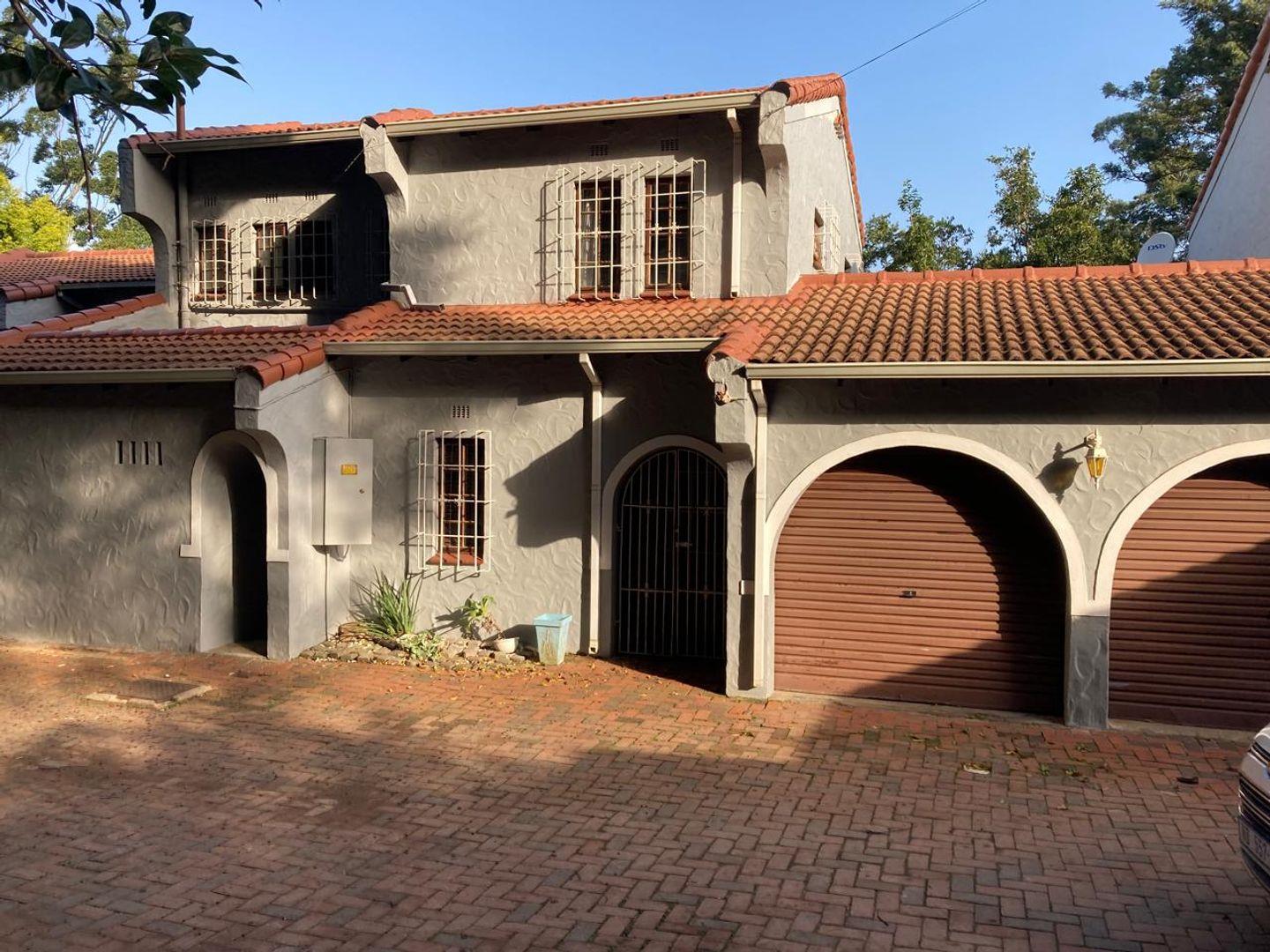 3 Bedroom Townhouse for sale in Westville P24114383872