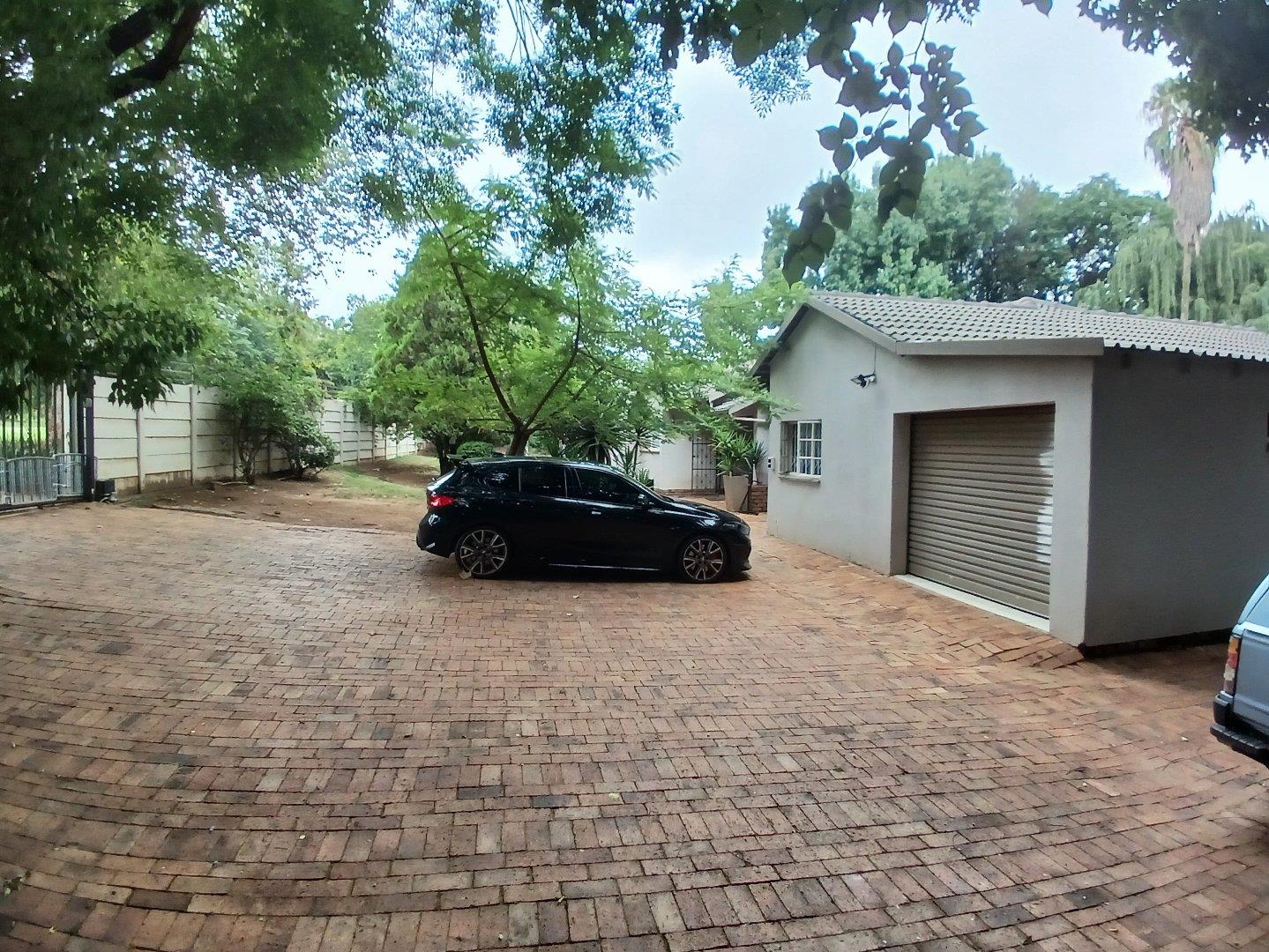 Olivedale Property Houses to rent in Olivedale