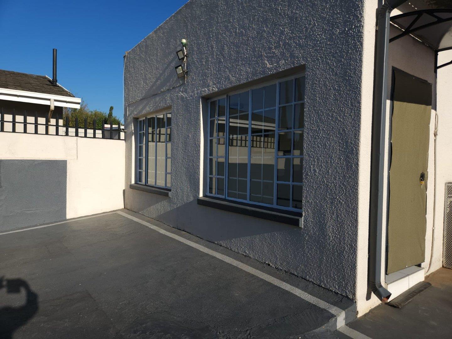 Robertsham Property Apartments / flats to rent in Robertsham