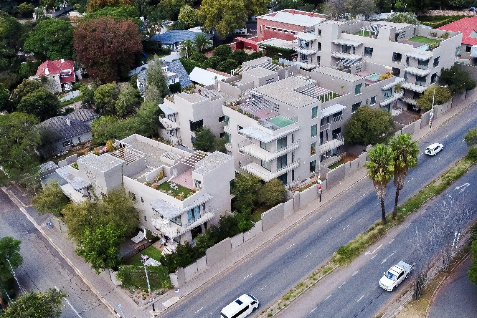 2 Bedroom Apartment / flat for sale in Forest Town 2 Alyth Road P24