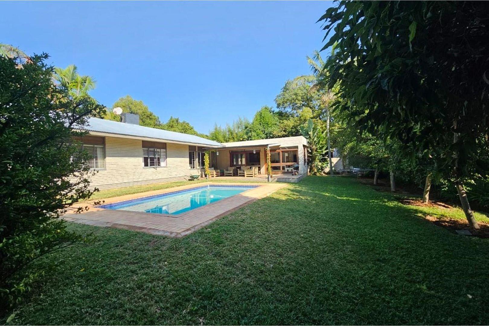 4 Bedroom House for sale in Queenswood 1168 Woodlands P24114386740