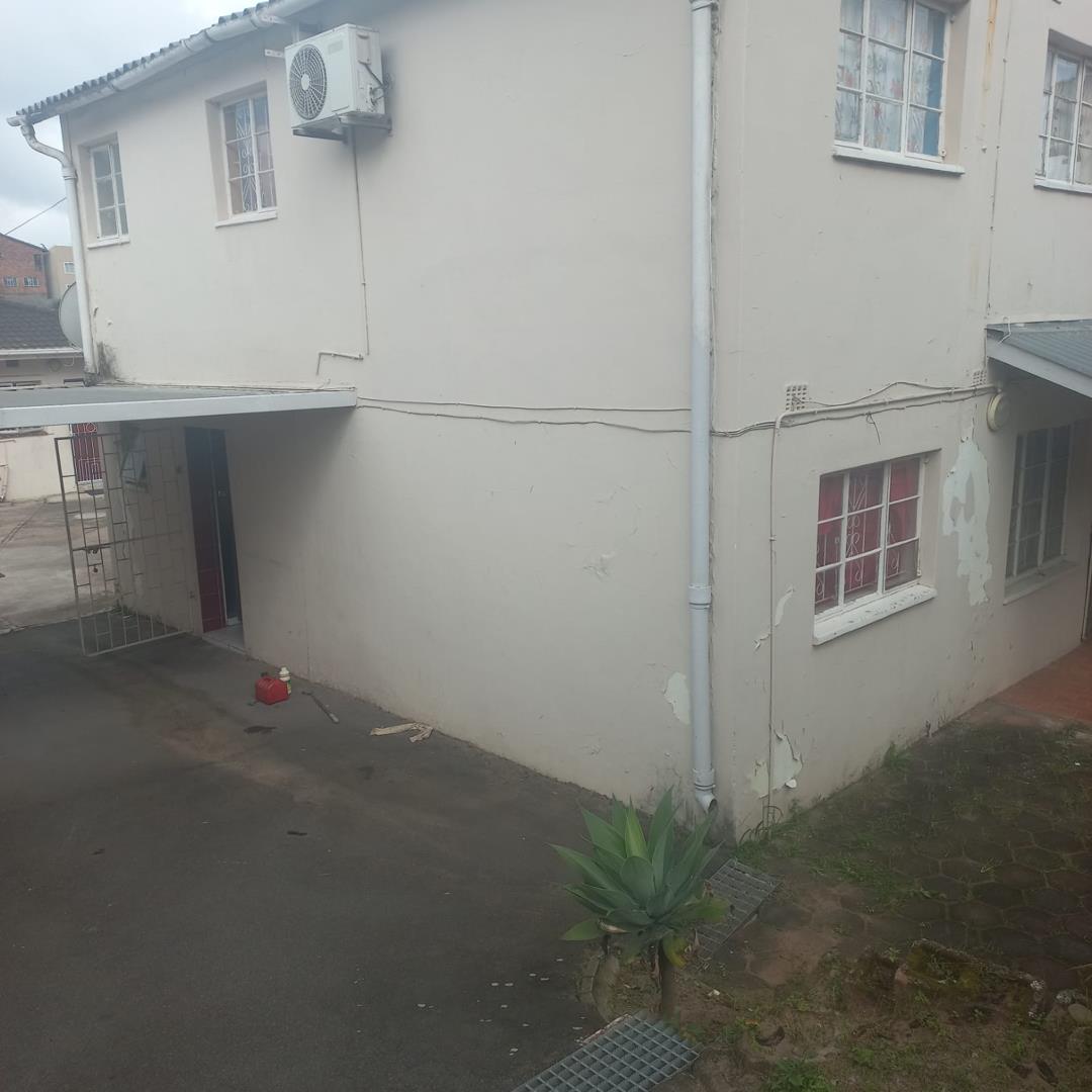 3 Bedroom House for sale in Moorton P24114387446