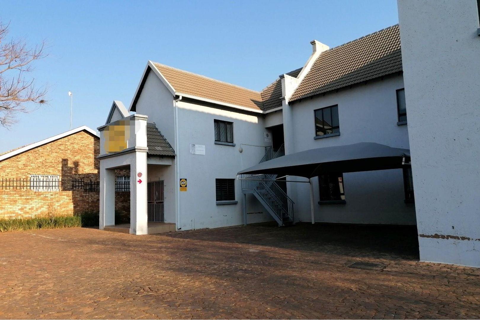 Commercial property for sale in Lyttelton Manor P24114388065