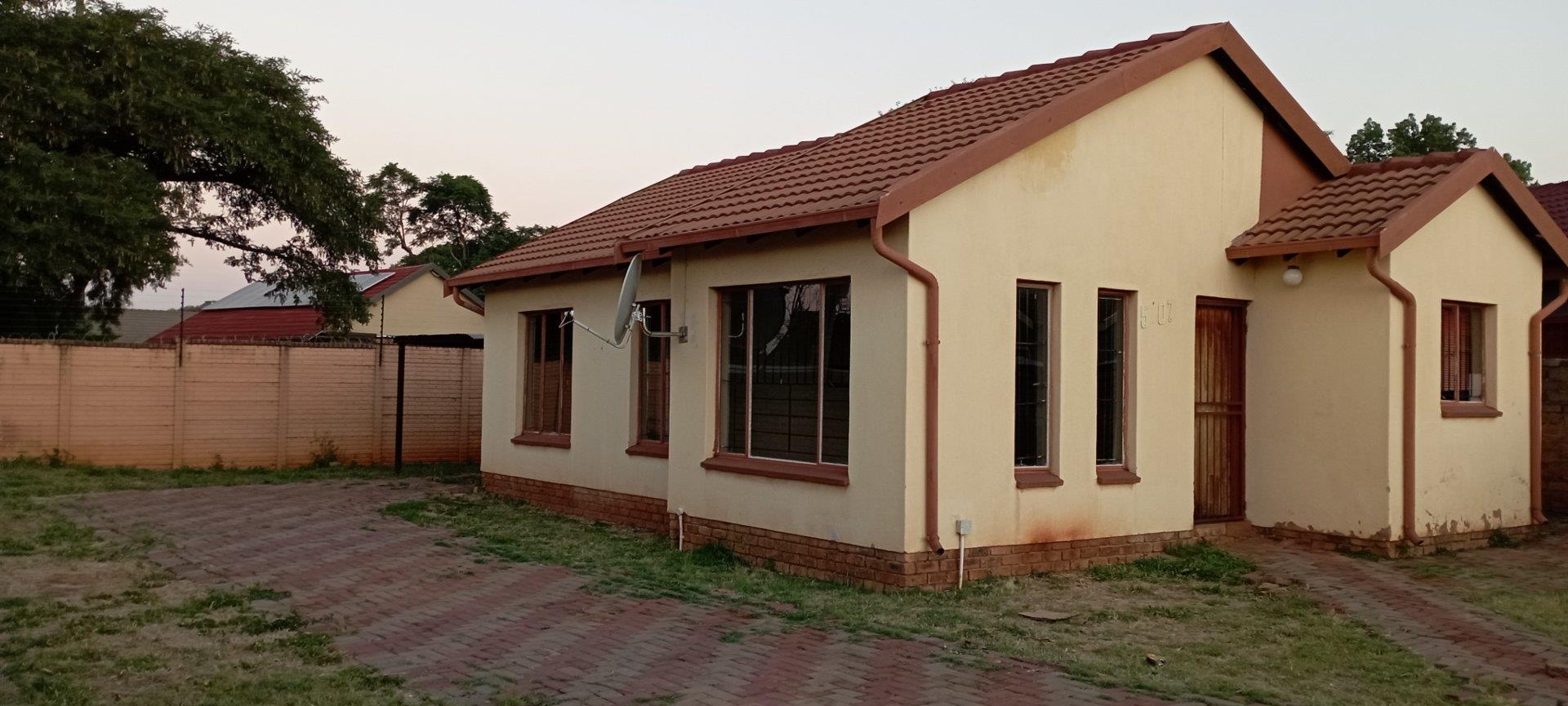 3 Bedroom House to rent in The Orchards P24114388598