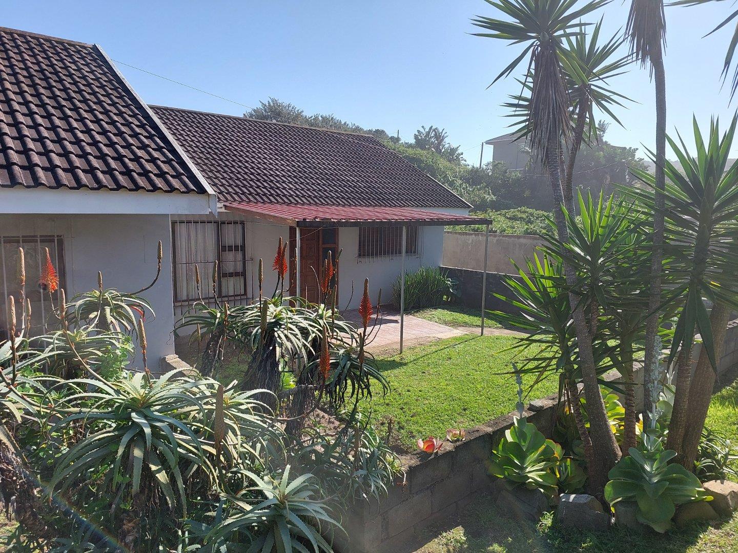 6 Bedroom House for sale in Kaysers Beach 407 Kaysers Drive P24