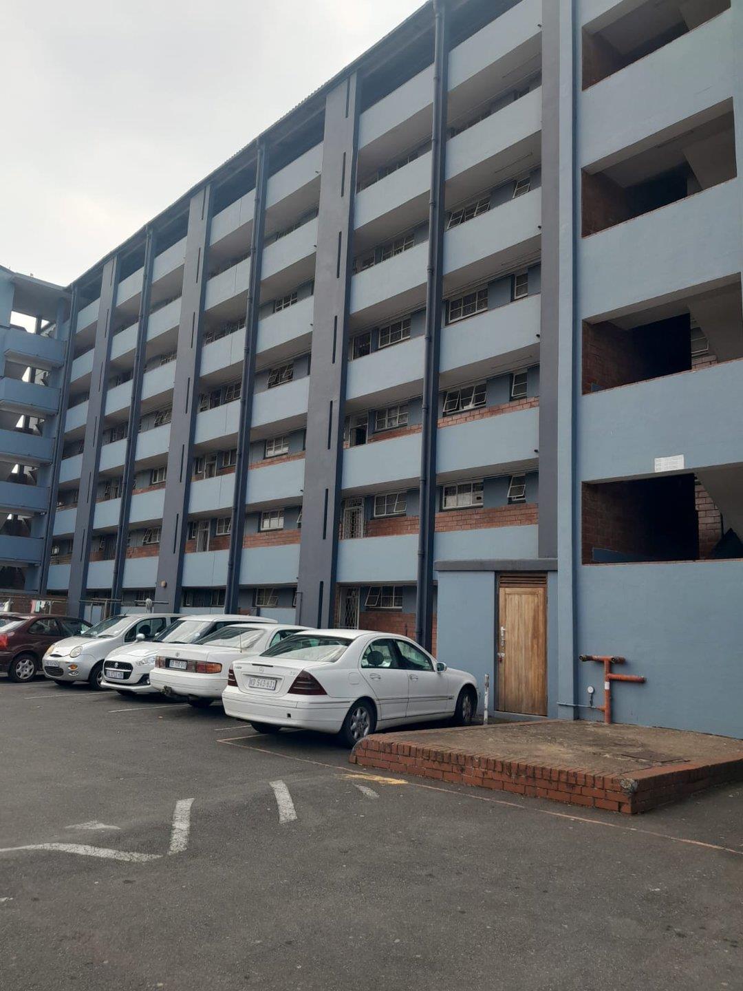 2 Bedroom Apartment / flat for sale in Sydenham P24114390505