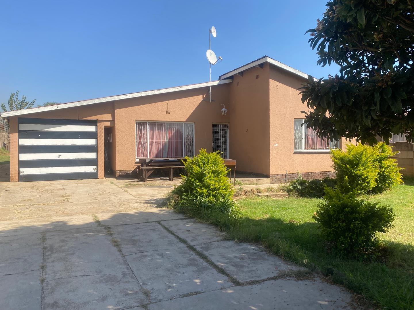 3 Bedroom House for sale in Elsburg P24114390613