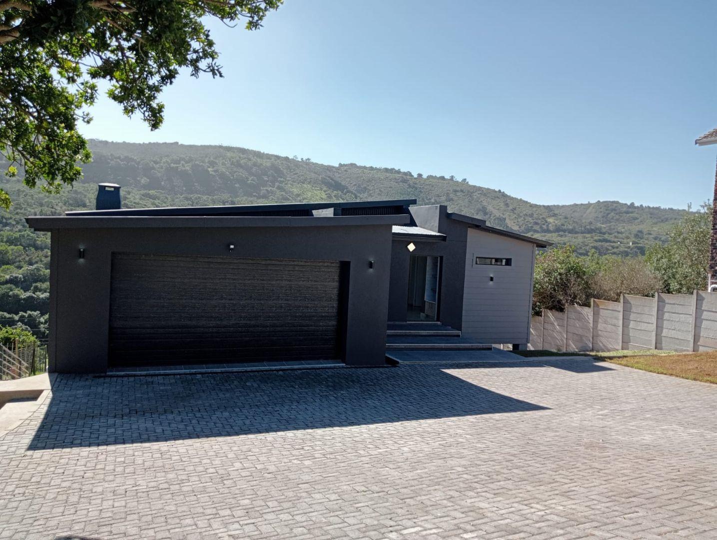 3 Bedroom House for sale in Hersham 25 Franklin P24114532329