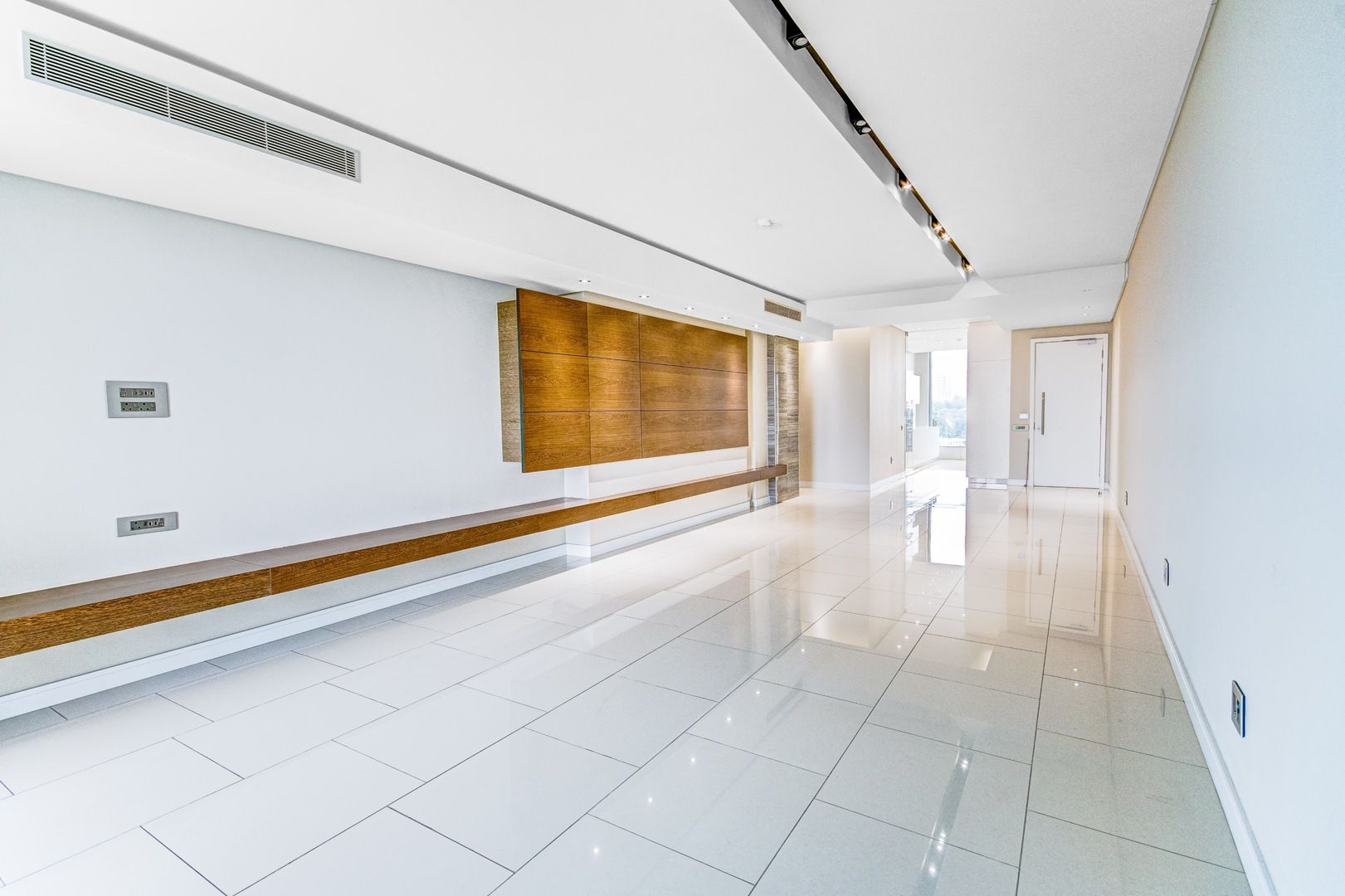 3 Bedroom Apartment / flat for sale in Sandhurst 175 Empire Place