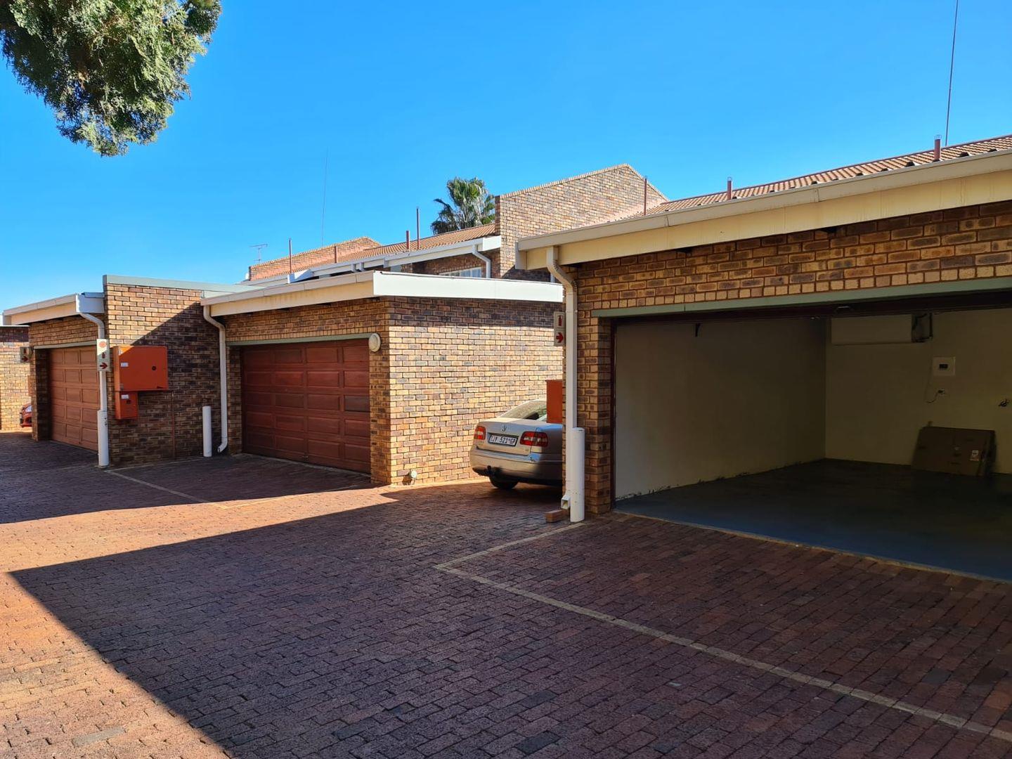 Sinoville Property Townhouses to rent in Sinoville