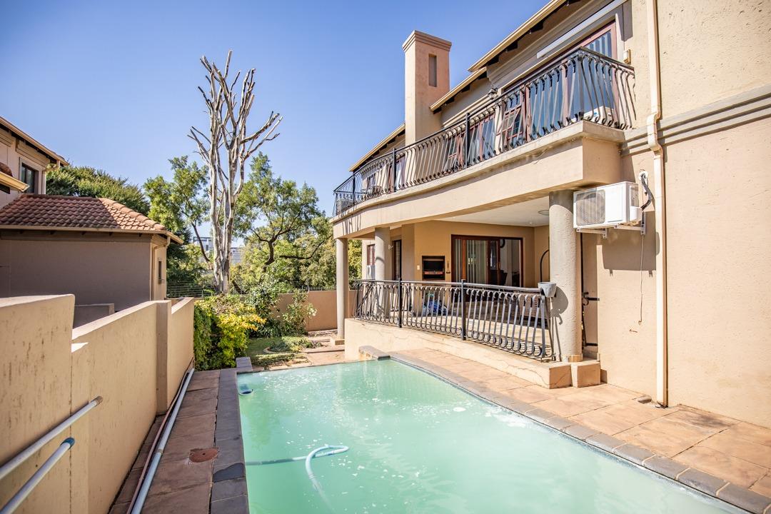 4 Bedroom House for sale in Newlands Wild Avenue Villas, 3 Wild