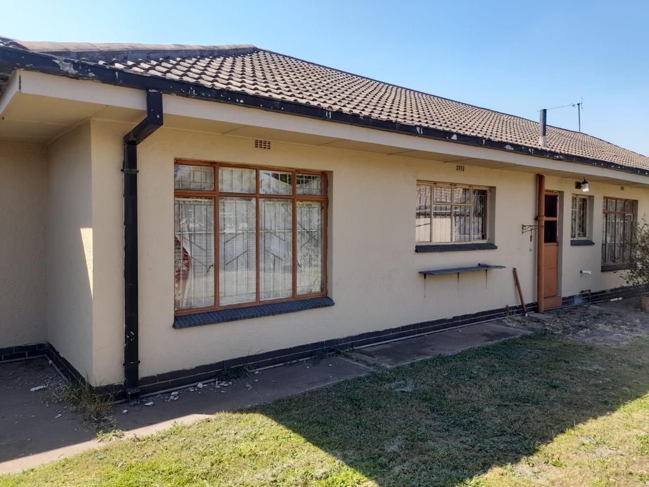 3 Bedroom House for sale in Bedworth Park P24113761939