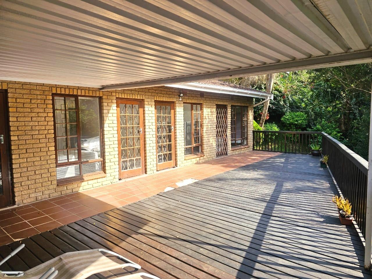 3 Bedroom Townhouse for sale in Westville P24114399615