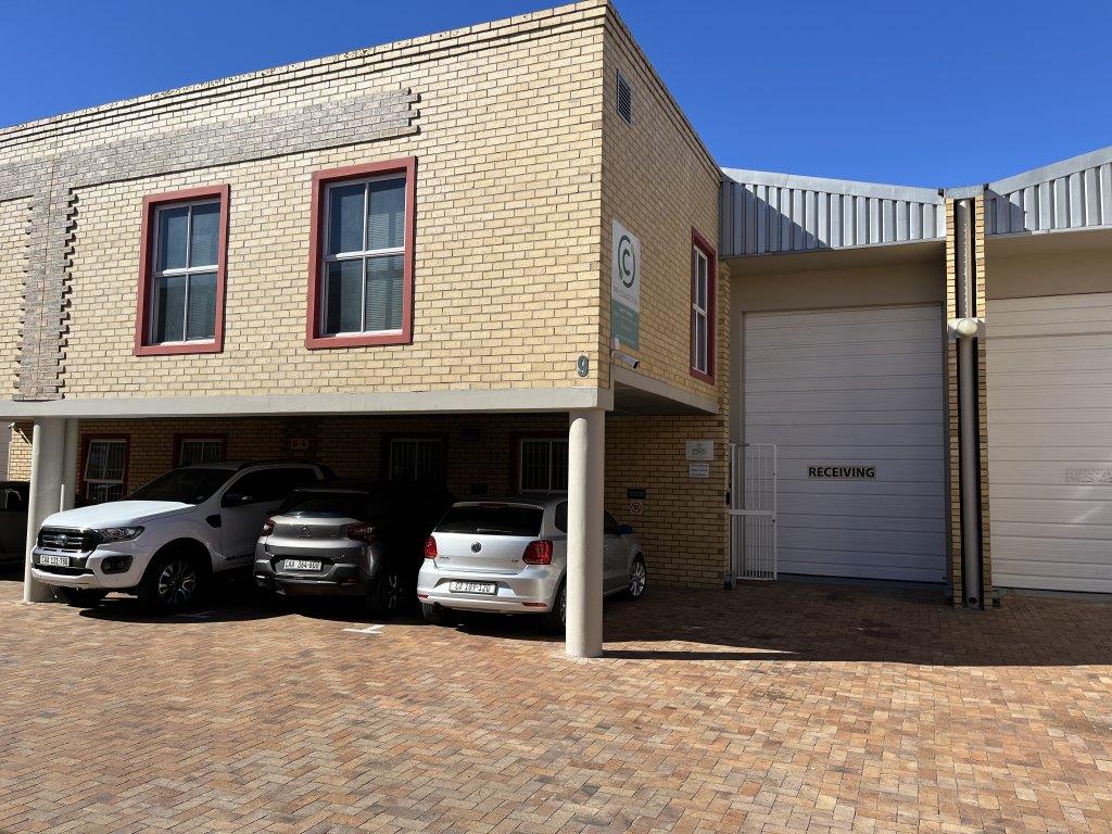 Montague Gardens Property Industrial property to rent in Montague