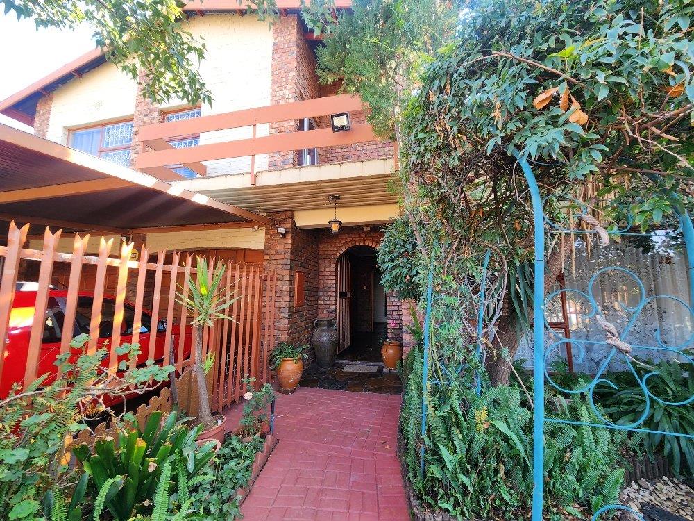 Homestead, Kimberley Property Property and houses for sale in