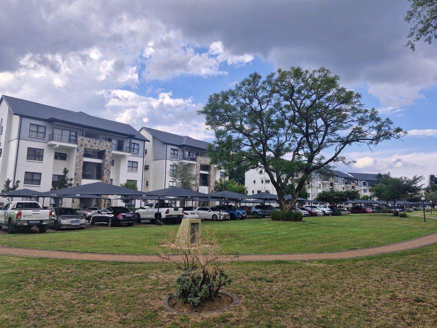 3 Bedroom Apartment / flat for sale in Kyalami Ethel Ave P24114400445