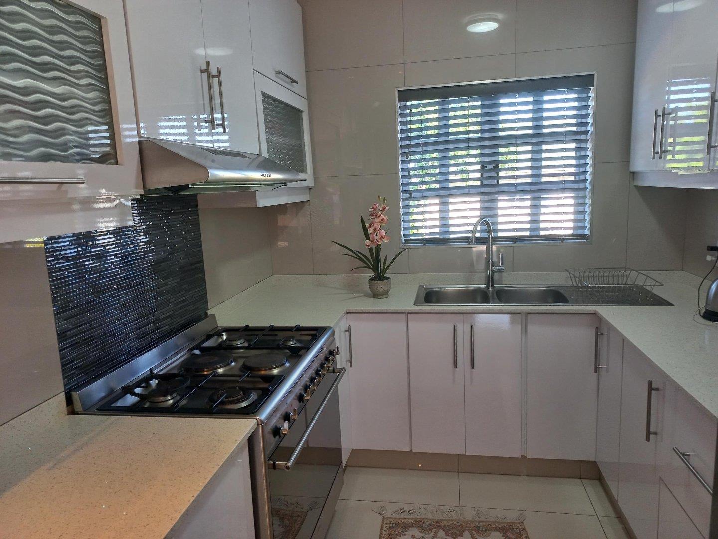 3 Bedroom Townhouse for sale in Broadlands P24114400963