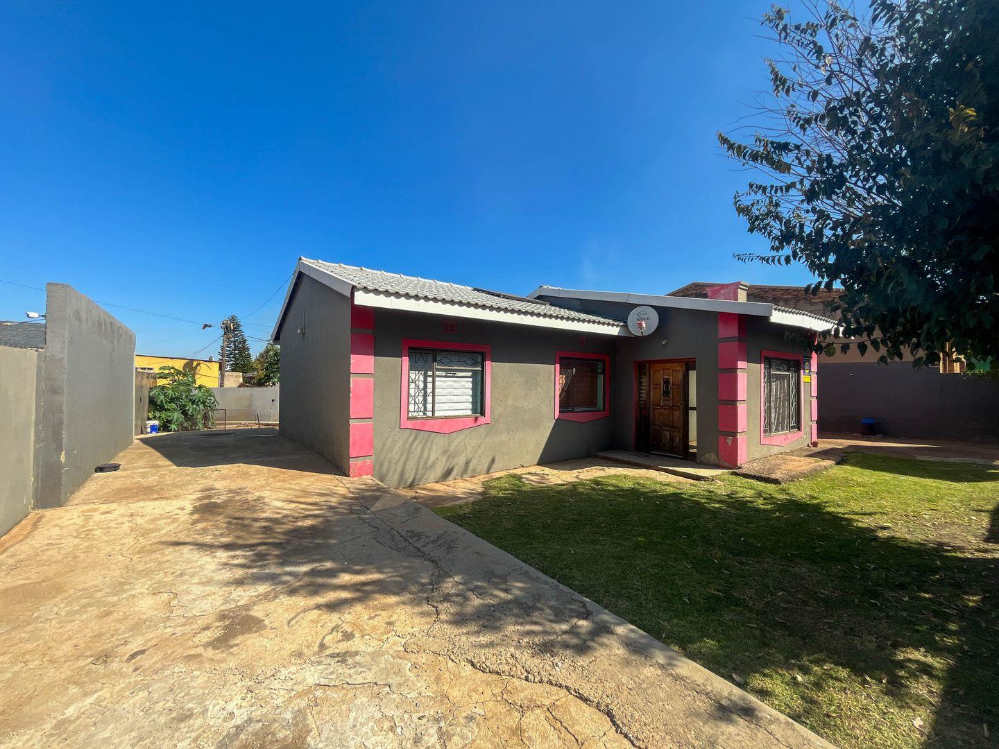 Pimville Property Property and houses to rent in Pimville