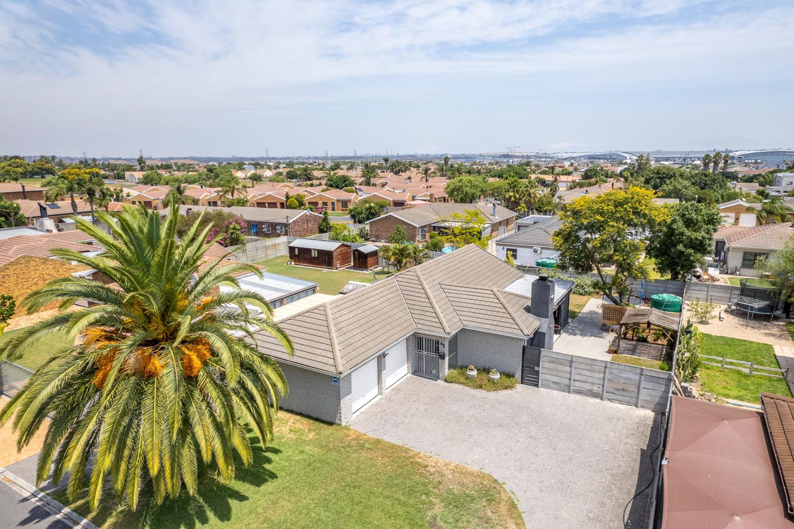 3 Bedroom House for sale in De Oude Spruit P24114405803