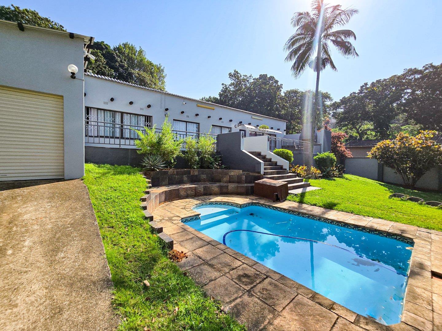 Property and houses for sale in Trafalgar Trafalgar Property