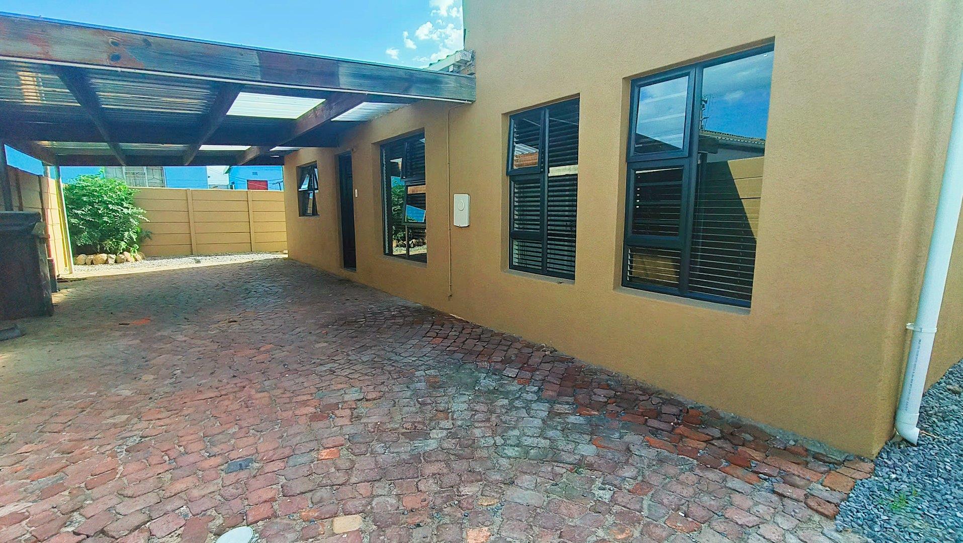 Ravensmead Property Property and houses to rent in Ravensmead