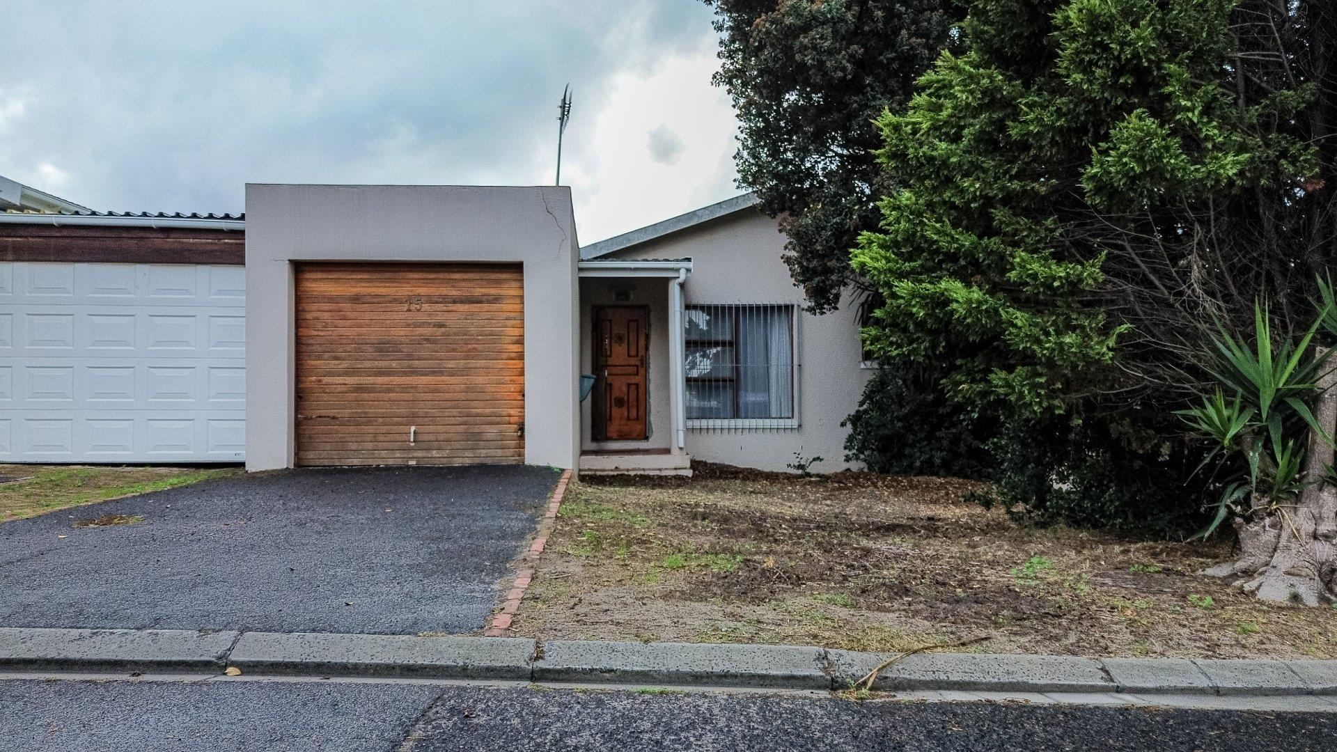 2 Bedroom House for sale in Protea Village 15 Pluimbos Street P24114407303