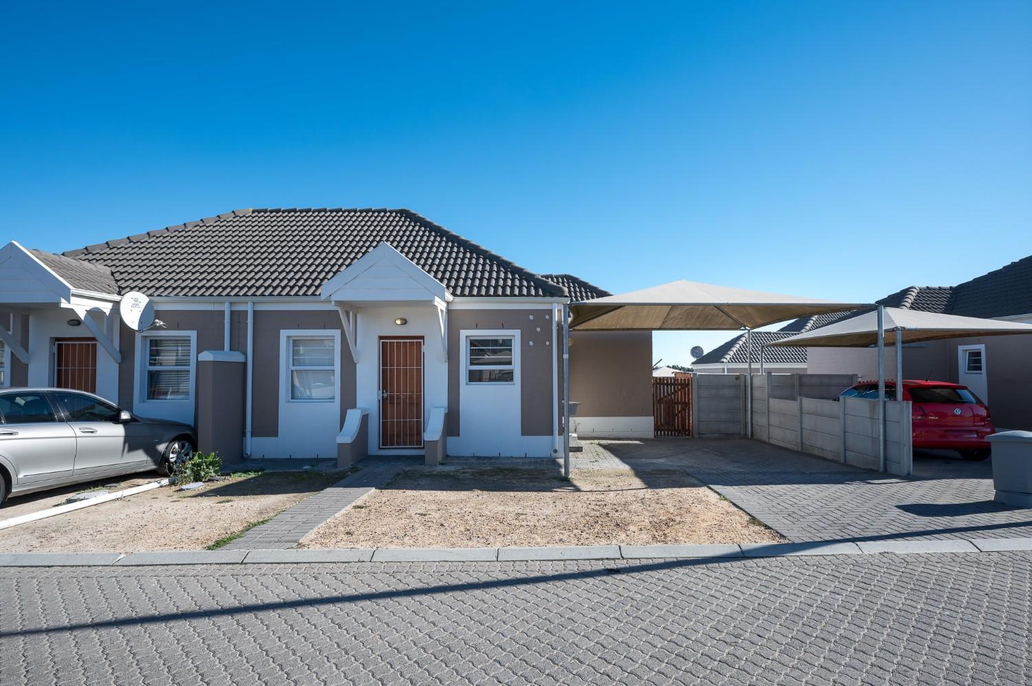 2 Bedroom House for sale in Klapmuts P24114408372