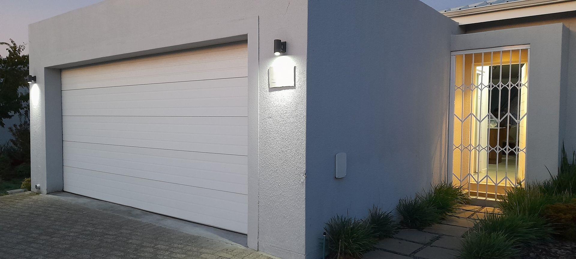 3 Bedroom House for sale in Burgundy Estate P24114408473