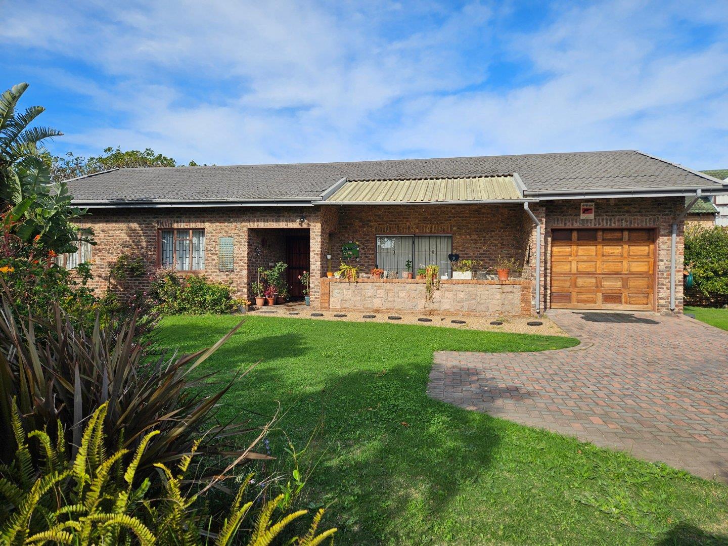 Aston Bay Property Property and houses for sale in Aston Bay