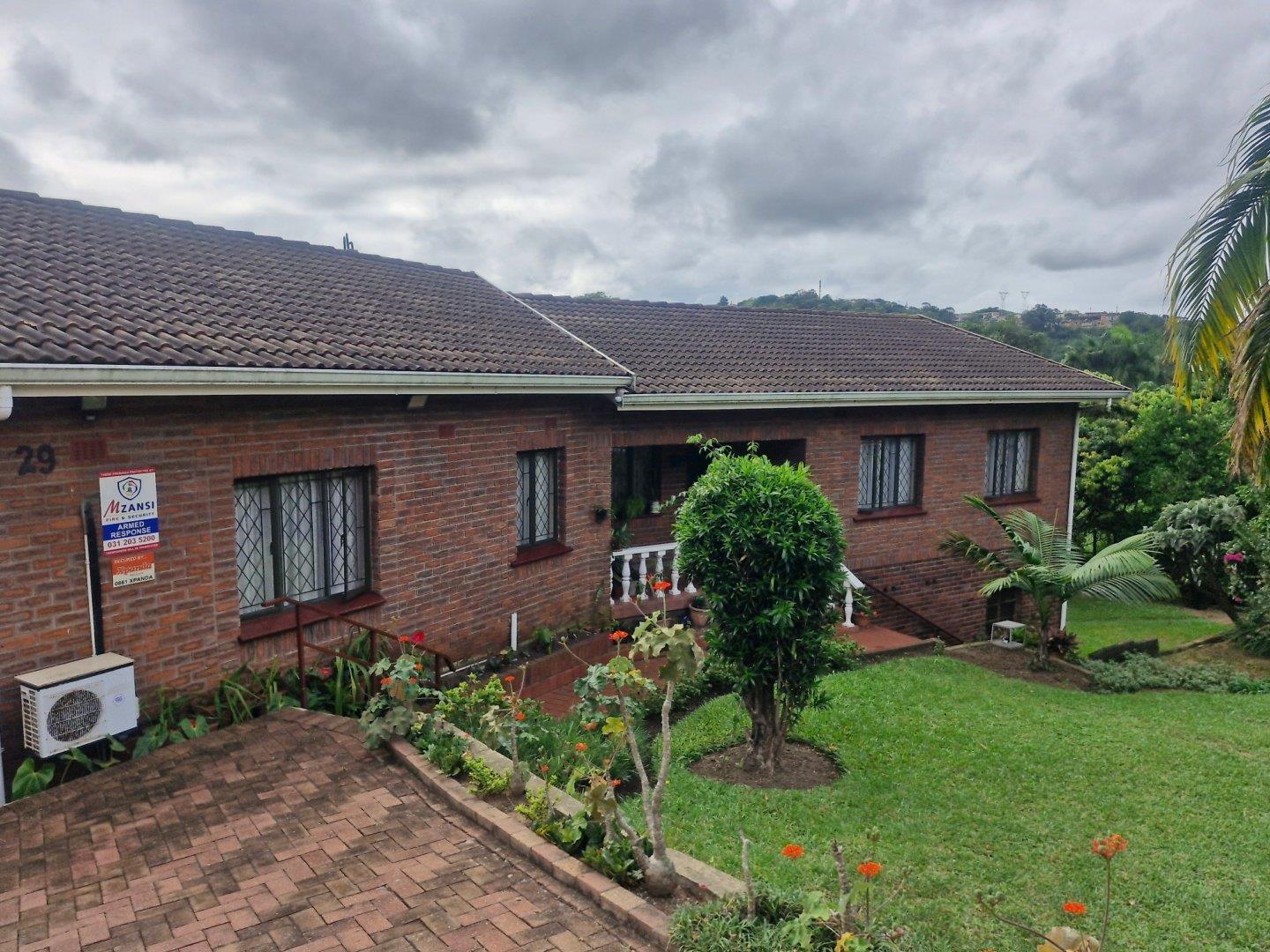 6 Bedroom House for sale in Duffs Road P24114408979