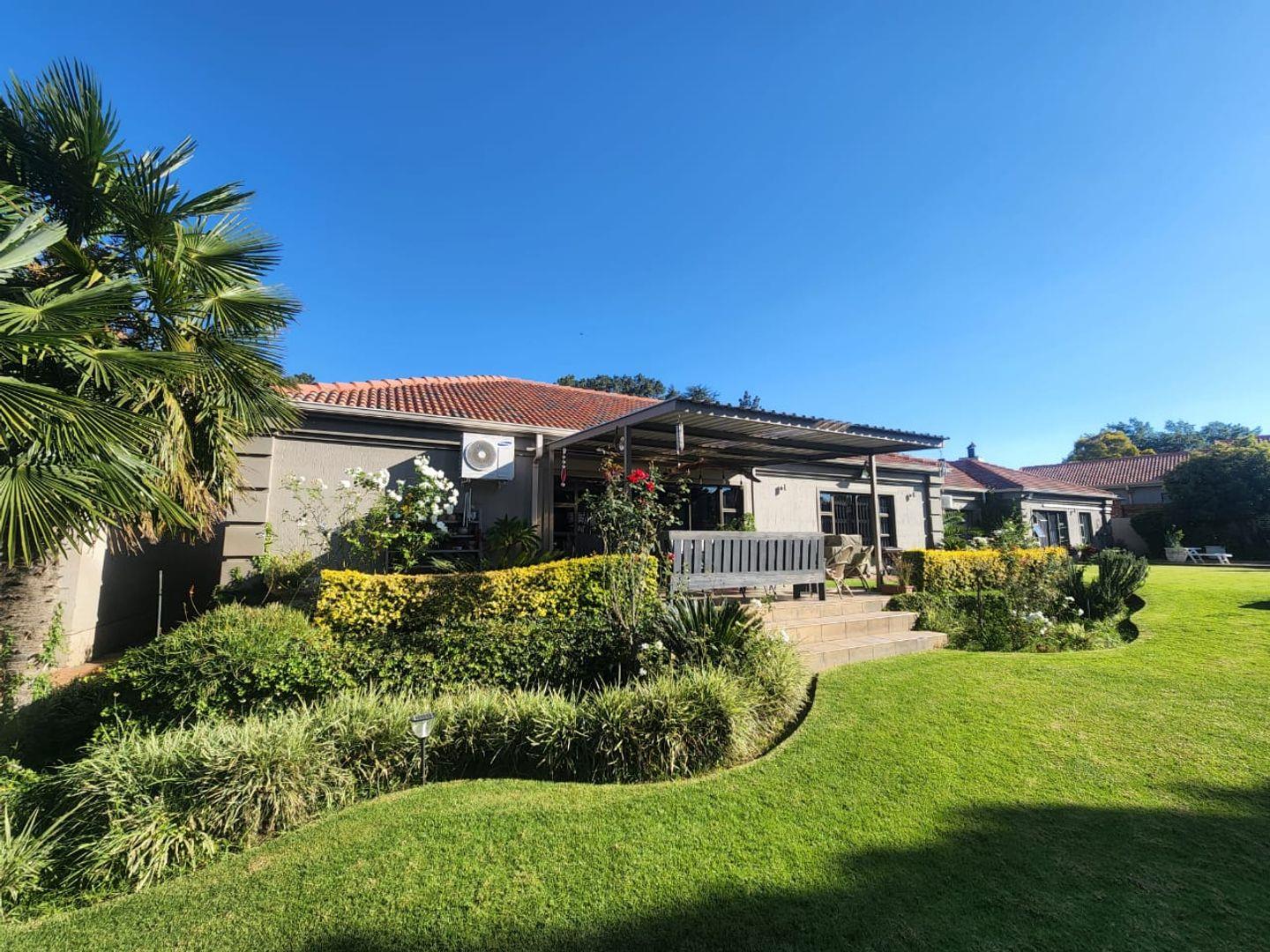 4 Bedroom House for sale in Vanderbijlpark SW 5 P24114409133