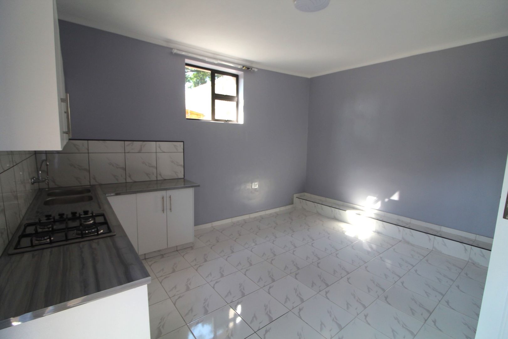 Property and houses to rent in Queensburgh Queensburgh Property