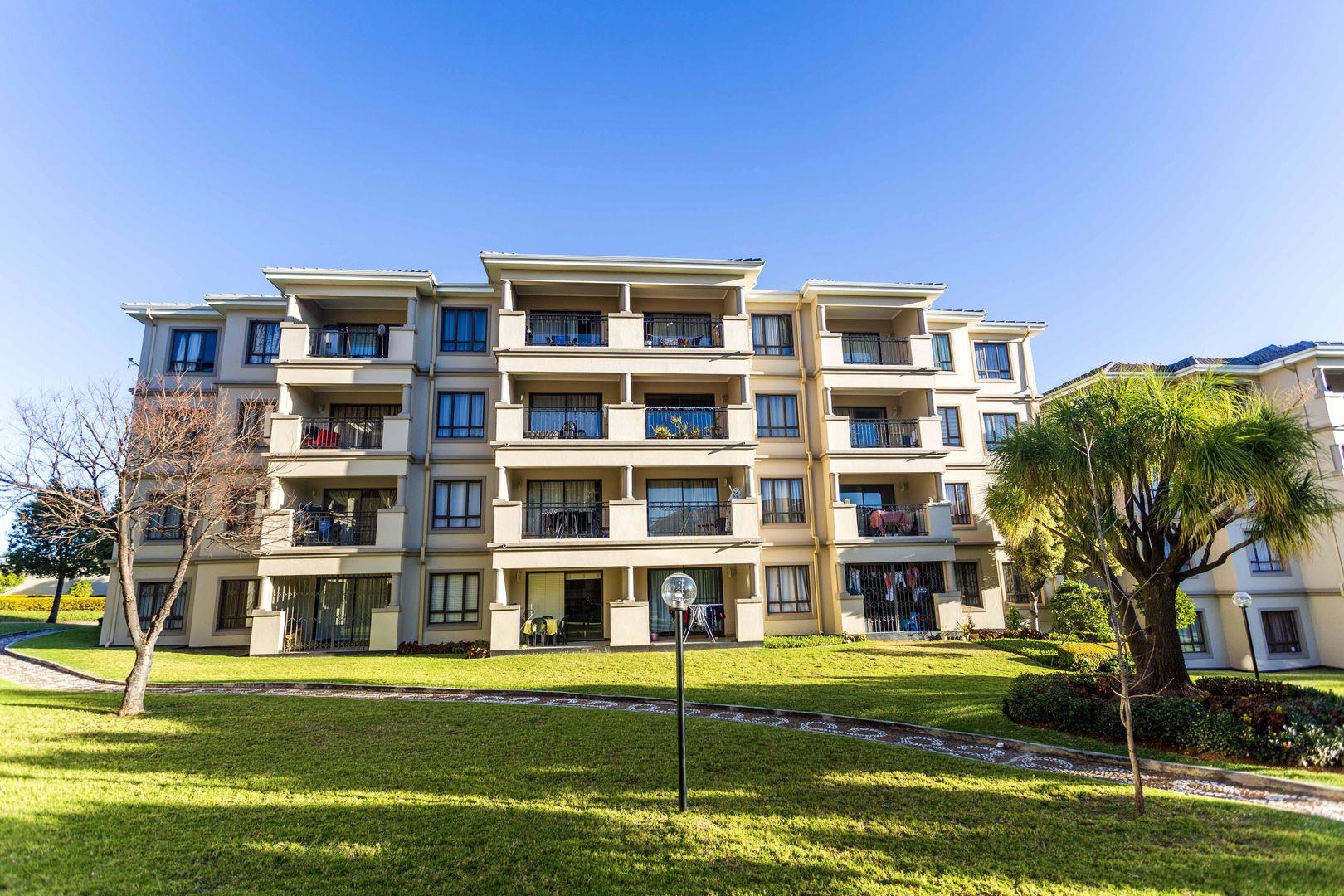 2 Bedroom Apartment / flat for sale in Noordwyk 40 Phoenix View