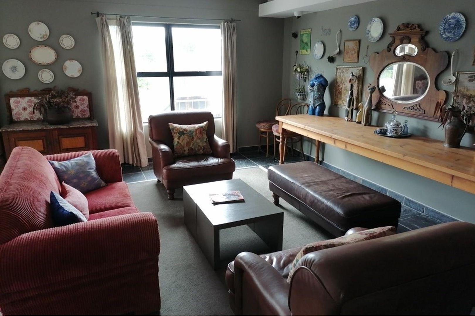 2 Bedroom Apartment / flat for sale in Royal Ascot P24114291412