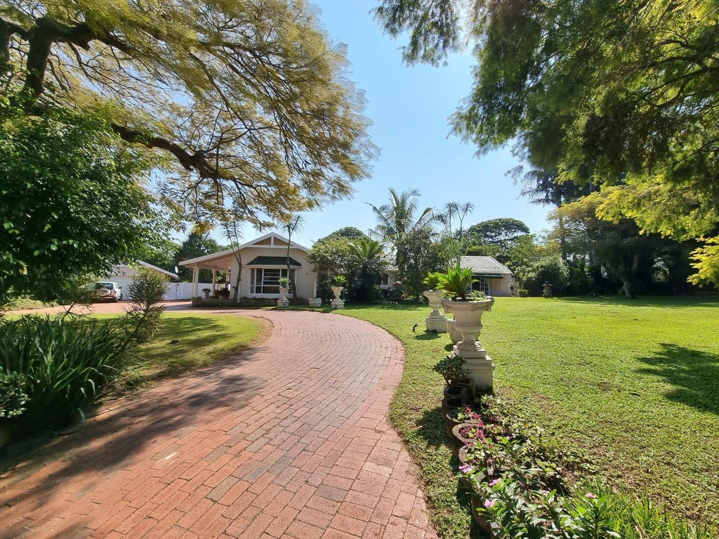 5 Bedroom House for sale in Mount Country Club Estate P24