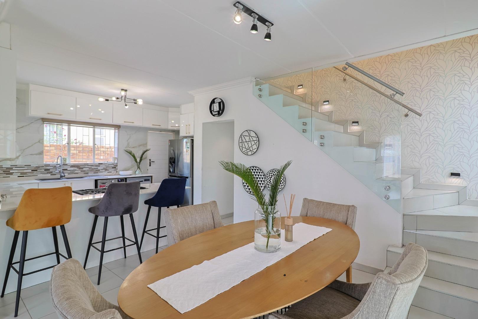 3 Bedroom House for sale in Zandspruit P24114412818