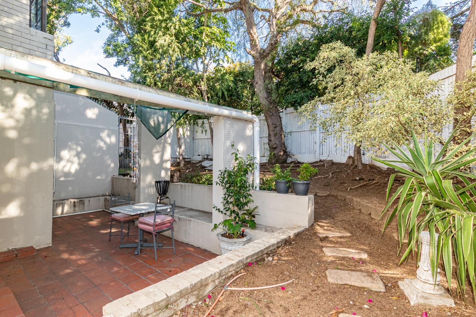 Claremont, Cape Town Property Apartments / flats for sale in