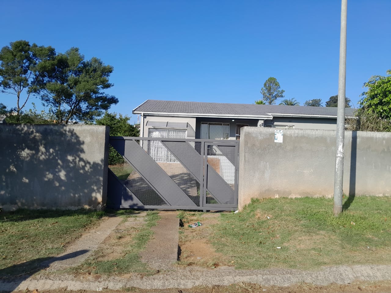 5 Bedroom House for sale in Mthatha P24114413606