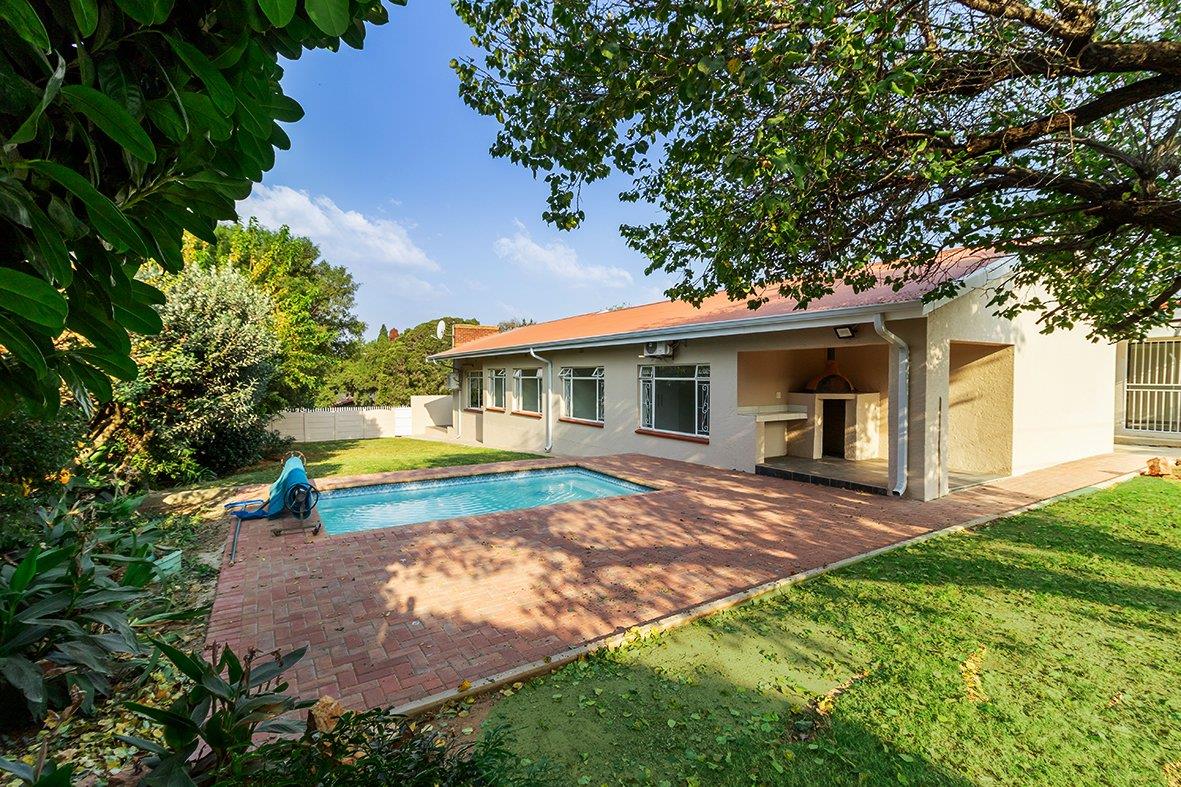 3 Bedroom House for sale in Edleen P24114413641