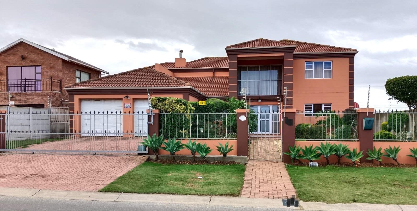 4 Bedroom House for sale in Bluewater Bay P24114413827